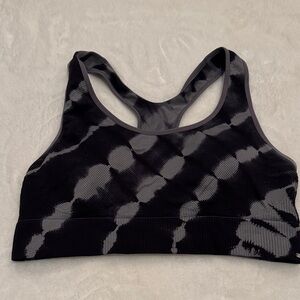 Victoria’s Secret PINK Women's Black and Gray Sports Bra